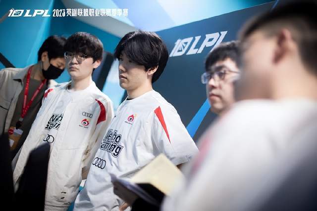 拉高禁区威 拉高禁区威